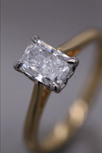 Load image into Gallery viewer, 18ct Yellow Gold & Platinum, 1.00ct D VS1 Laboratory Grown Diamond Ring