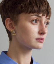 Load image into Gallery viewer, Posy Bloom Bee Earrings, Silver & Goldplate