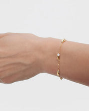 Load image into Gallery viewer, Becca Bracelet, Goldplate
