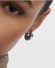 Load image into Gallery viewer, Wave Hoops, Silver