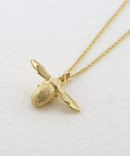 Load image into Gallery viewer, Inbetweeny Bee Necklace, 18ct Yellow Gold