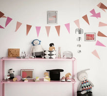 Load image into Gallery viewer, Moneyphant Money Box with Twins