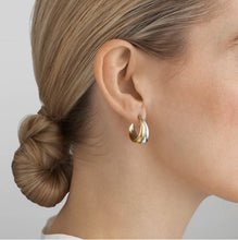 Load image into Gallery viewer, Curve Earrings Medium, Sterling Silver & 18ct Yellow Gold