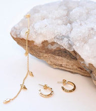 Load image into Gallery viewer, White Topaz North Star Arrow Necklace, Sterling Silver