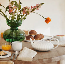 Load image into Gallery viewer, Alfredo Vase Light Green