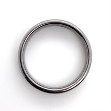 Load image into Gallery viewer, 18ct White Gold & Black Rhodium, 6mm Flat Court Wedding Ring