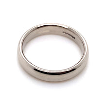 Load image into Gallery viewer, 18ct White Gold, 3mm Traditional Court Wedding Ring