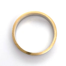 Load image into Gallery viewer, Platinum & 18ct Yellow Gold, 5mm Flat Court Wedding Ring