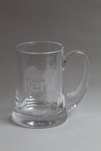 Load image into Gallery viewer, University of Kent Small Glass Tankard
