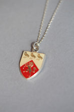 Load image into Gallery viewer, University of Kent Enamelled Crest Pendant, Sterling Silver