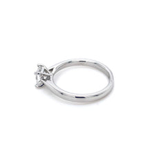 Load image into Gallery viewer, Platinum, 0.60ct E VS1 Mined Diamond Ring