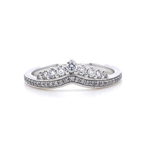 Load image into Gallery viewer, Platinum, 0.30tcw Diamond Tiara Wedding Ring