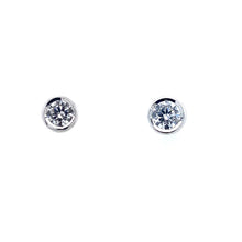 Load image into Gallery viewer, 18ct White Gold, 0.52ct G SI1 Diamond Stud Earrings