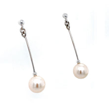 Load image into Gallery viewer, Silver, Pearl Drop Earrings