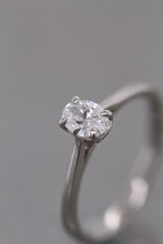 Load image into Gallery viewer, Platinum, 0.40ct D Si1 Mined Diamond Ring