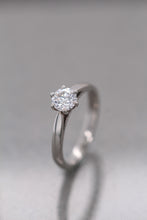 Load image into Gallery viewer, Platinum, 0.70ct E SI1 Mined Diamond Ring