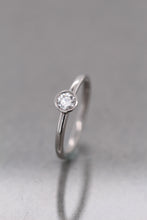 Load image into Gallery viewer, Platinum, 0.30ct E VS2 Mined Diamond Ring