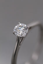 Load image into Gallery viewer, Platinum, 0.50ct G VS2 Mined Diamond Ring