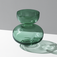 Load image into Gallery viewer, Alfredo Vase Light Green