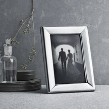 Load image into Gallery viewer, Modern Picture Frame, Medium
