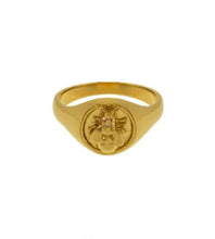 Load image into Gallery viewer, Honey Bee Signet Ring, Goldplate
