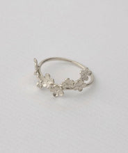Load image into Gallery viewer, Forget Me Not Flower Trail Stacking Ring, Sterling Silver
