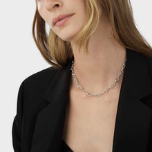 Load image into Gallery viewer, Offspring Thin Graduated Link Necklace, Sterling Silver
