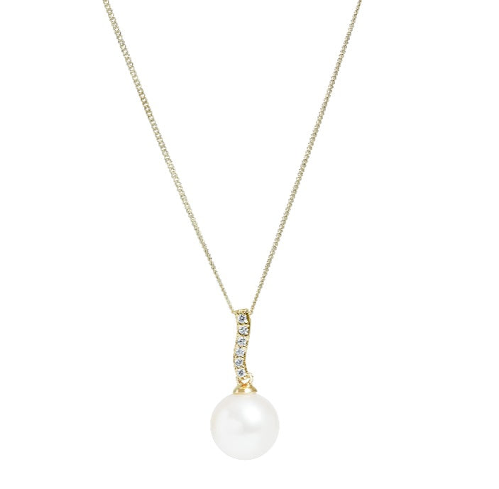 18ct Yellow Gold, White Pearl and Diamond Pendant