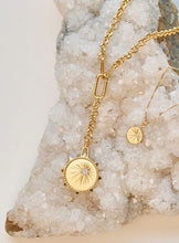 Load image into Gallery viewer, North Star Topaz Bracelet, Goldplate

