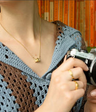 Load image into Gallery viewer, In-line Vintage Camera Necklace, Goldplate

