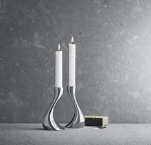 Load image into Gallery viewer, Cobra Candleholder Small, 2pcs
