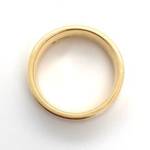 Load image into Gallery viewer, 18ct Yellow Gold, 6mm Flat Court Wedding Ring
