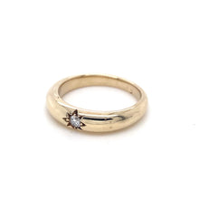 Load image into Gallery viewer, 9ct Yellow Gold, Star-Set Diamond Ring
