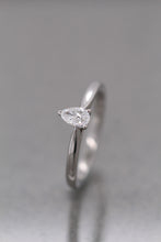 Load image into Gallery viewer, Platinum, 0.30ct F Si1 Pear-Shaped Diamond Ring
