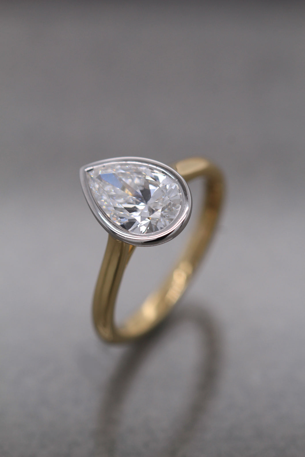 18ct Yellow Gold & Platinum, 1.50ct D VS1 Laboratory Grown Diamond Ring