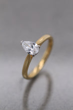 Load image into Gallery viewer, 18ct Yellow Gold &amp; Platinum, 0.70ct E Si1 Mined Diamond Ring
